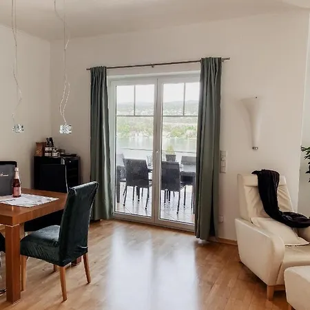 View Seecorso Velden am Wörthersee